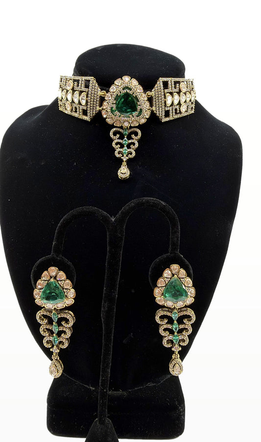 Emerald Lattice Polki Choker Set necklace and earrings on clean background