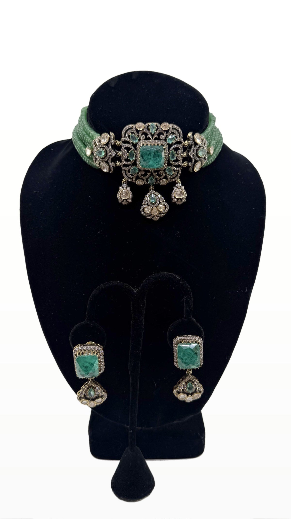 Mint Bead Polki Choker Set necklace and earrings on clean background
